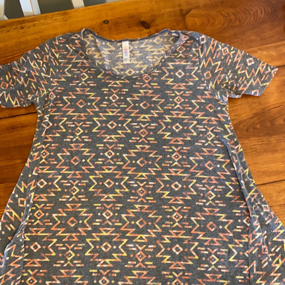 Lularoe Aztec top. Size small